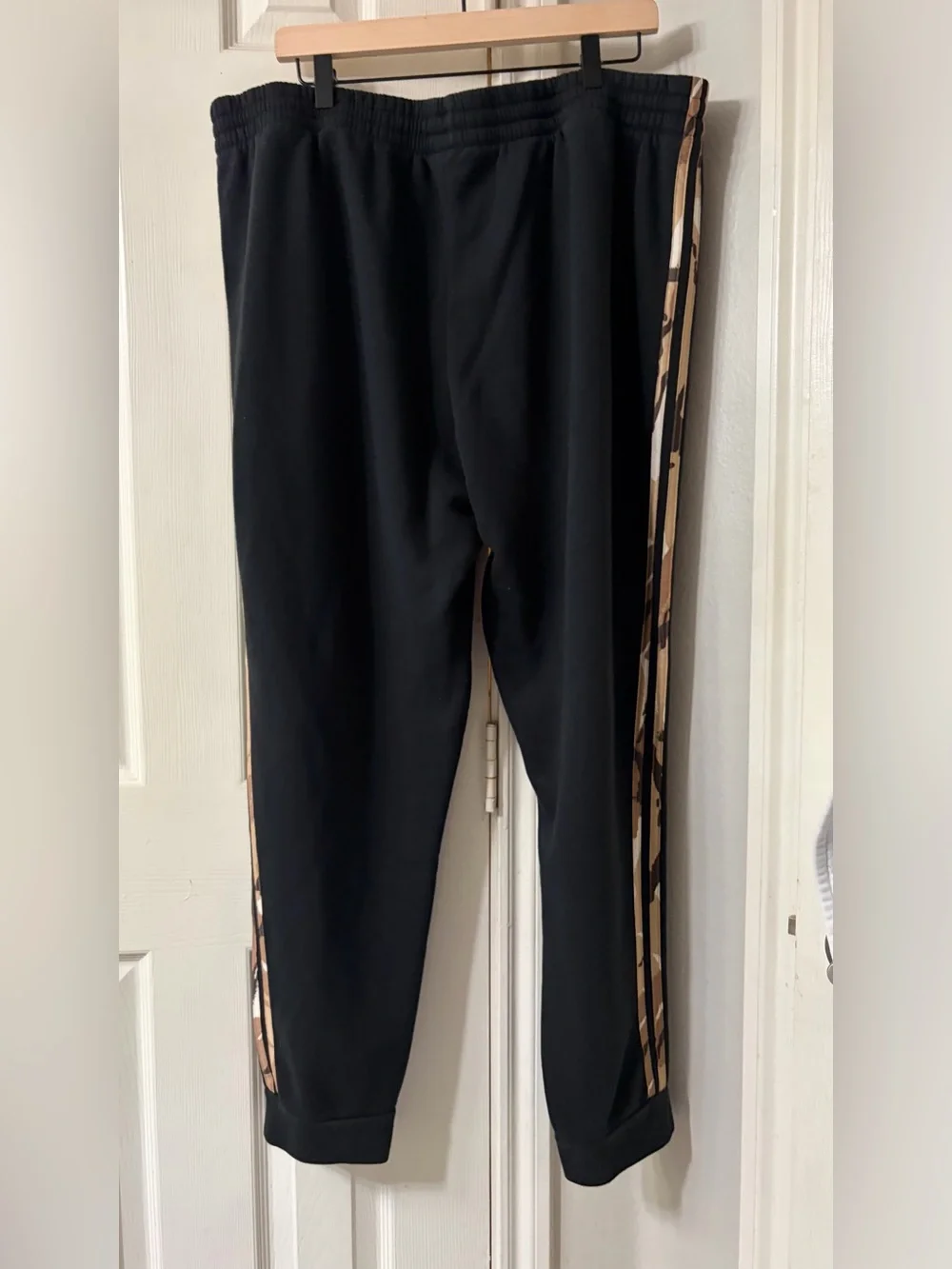 ADIDAS 3 STRIPES BLACK CAMO JOGGERS PANTS Size 3XL Drawstring Waist
